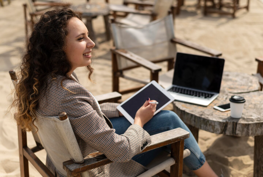 Nômades Digitais: O segredo para dolarizar sua renda com contratos Mid-Stay