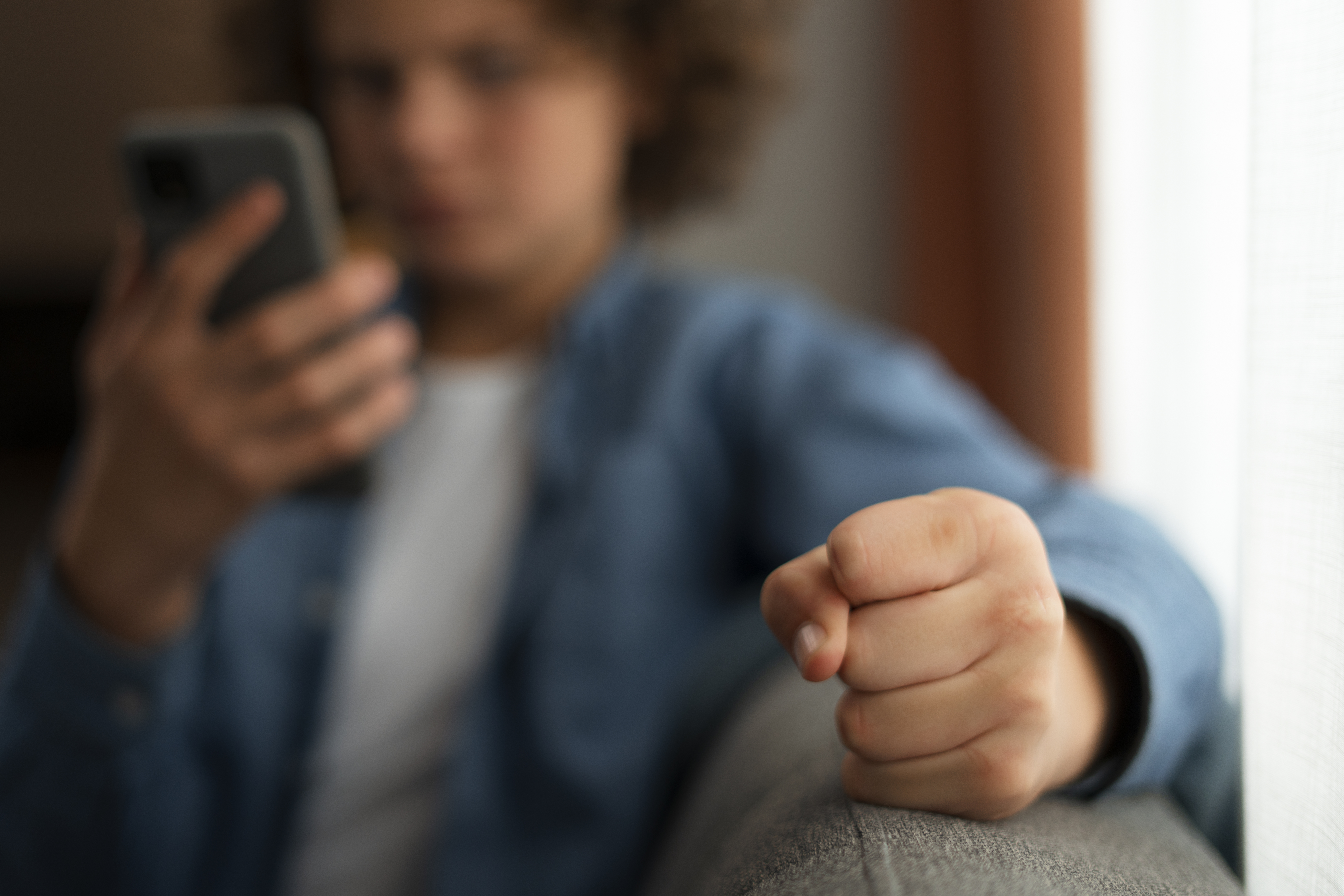 Golpes no Aluguel: Como identificar fiadores falsos e documentos editados